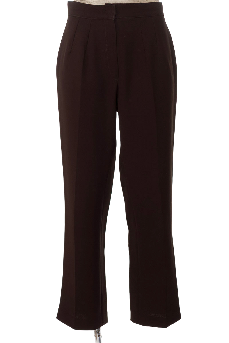 Pantalones color Café - Closeando