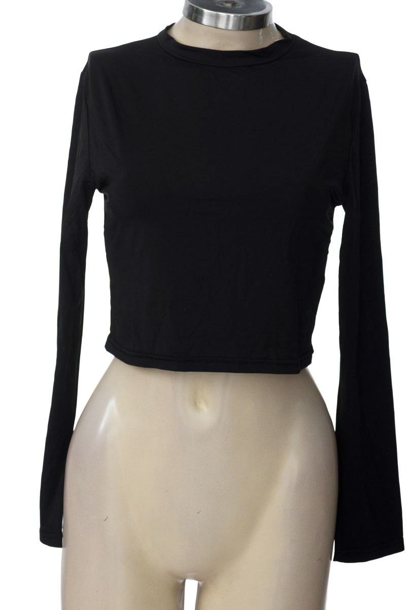 Top / Camiseta color Negro - Believe