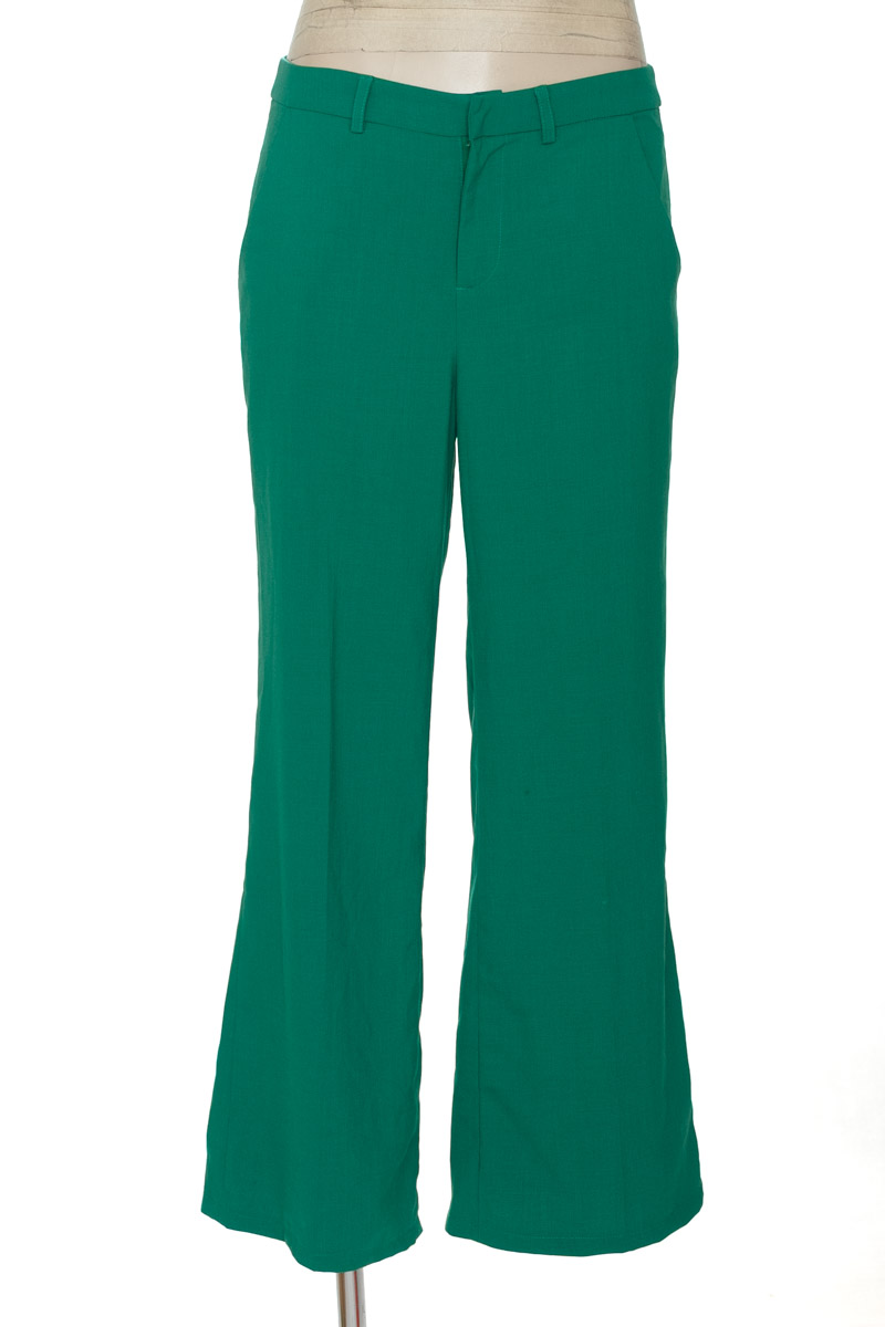 Pantalones color Verde - ArK & Co