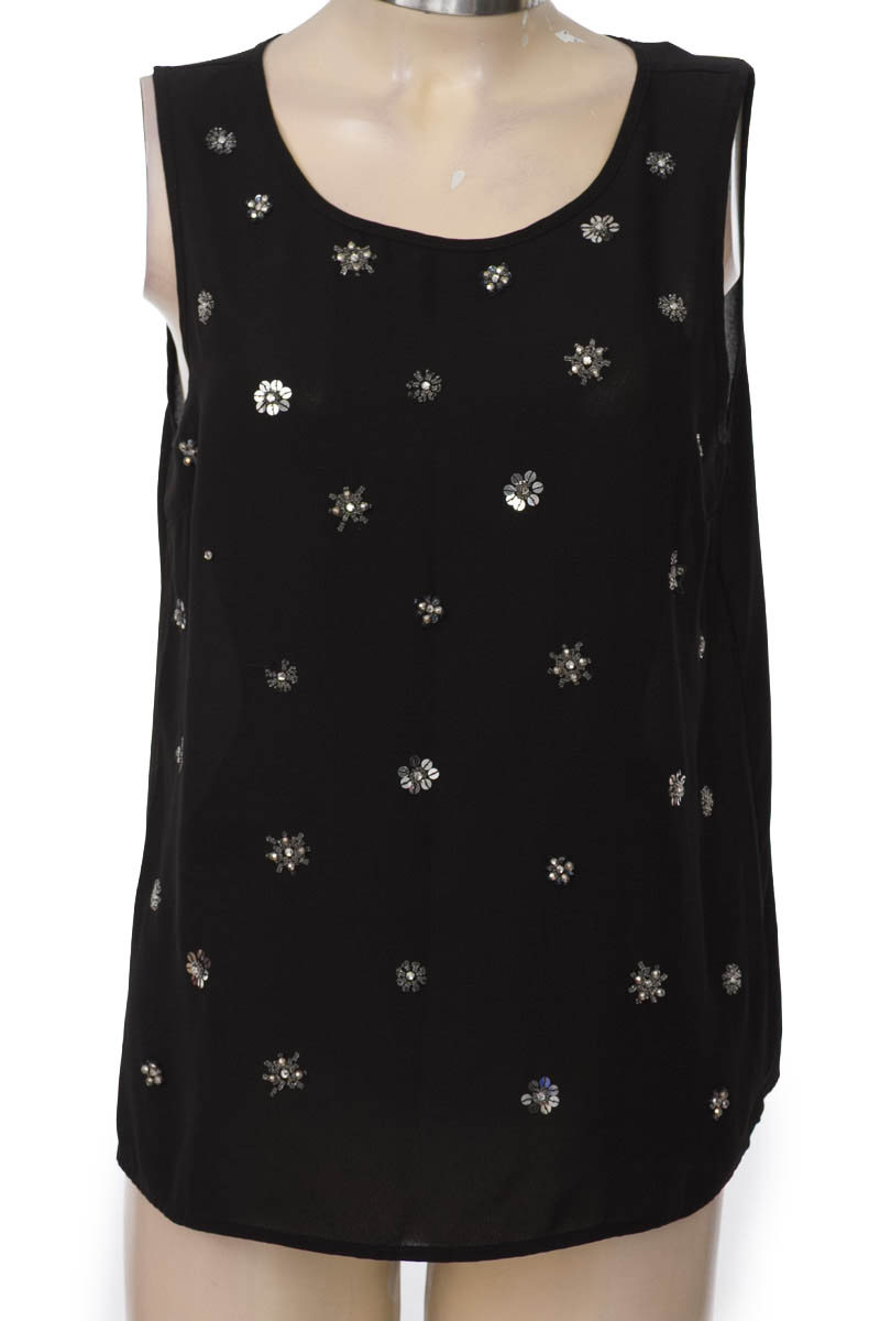 Top / Camiseta color Negro - Forever 21