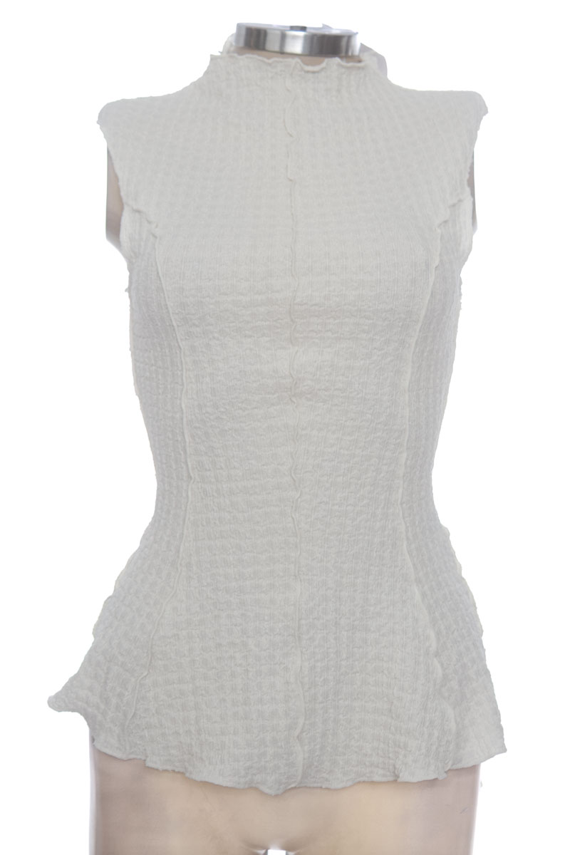Top / Camiseta color Beige - Divided by H&M