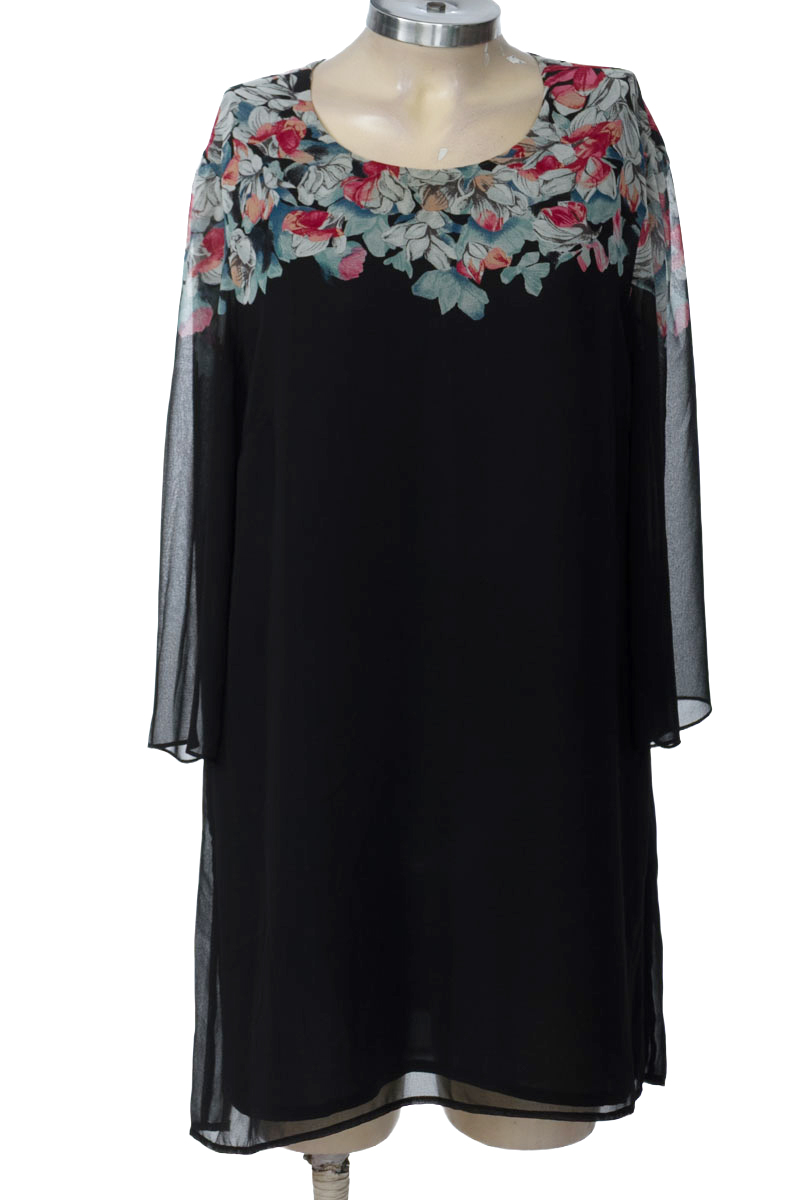 Vestido / Enterizo color Negro - BCBG