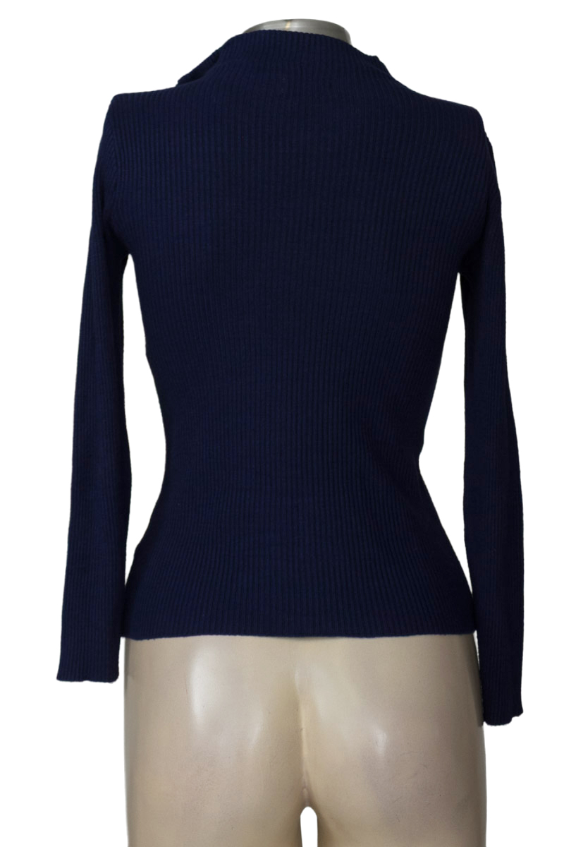 Sweater color Azul - Dokdo K