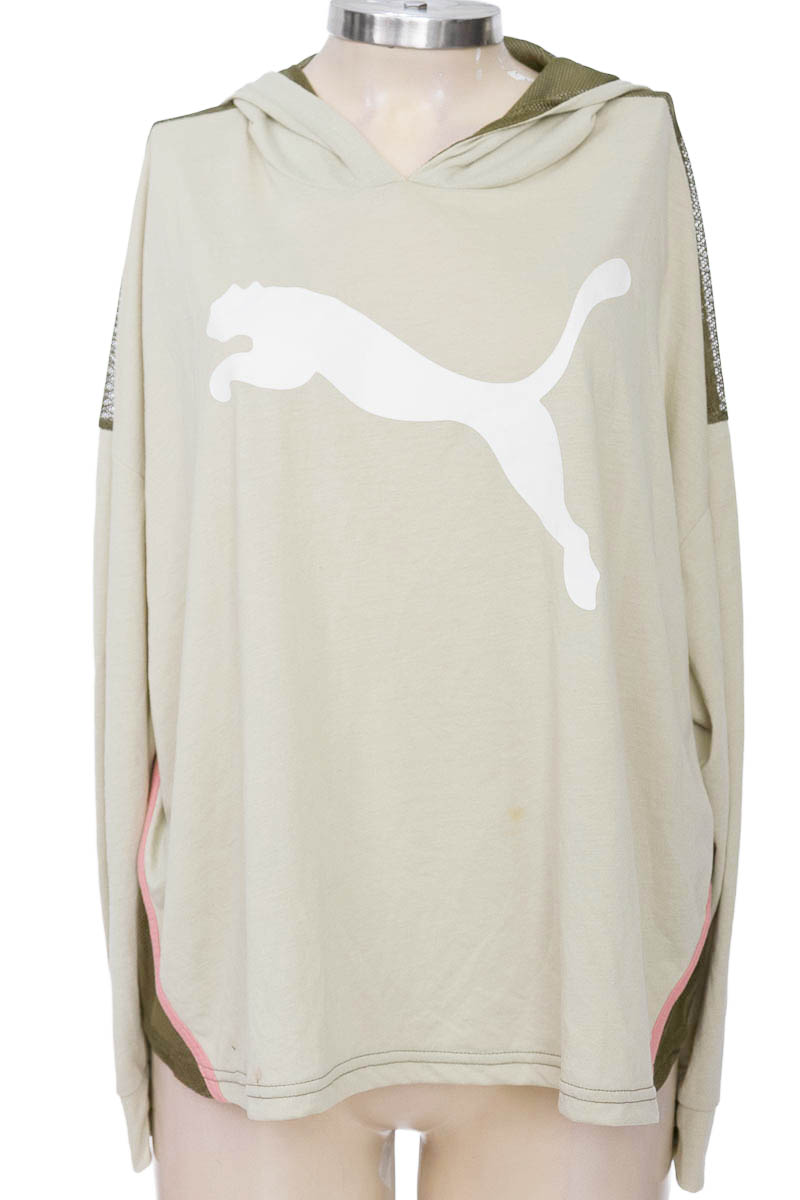 Ropa Deportiva / Salida de Baño color Verde - Puma