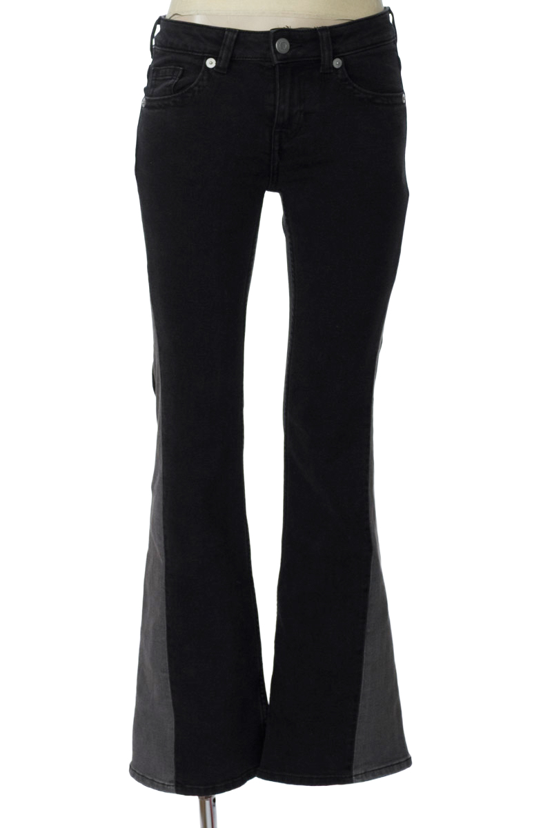 Pantalones color Negro - Divided by H&M
