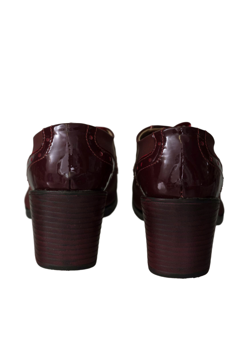 Zapatos color Vinotinto - Closeando
