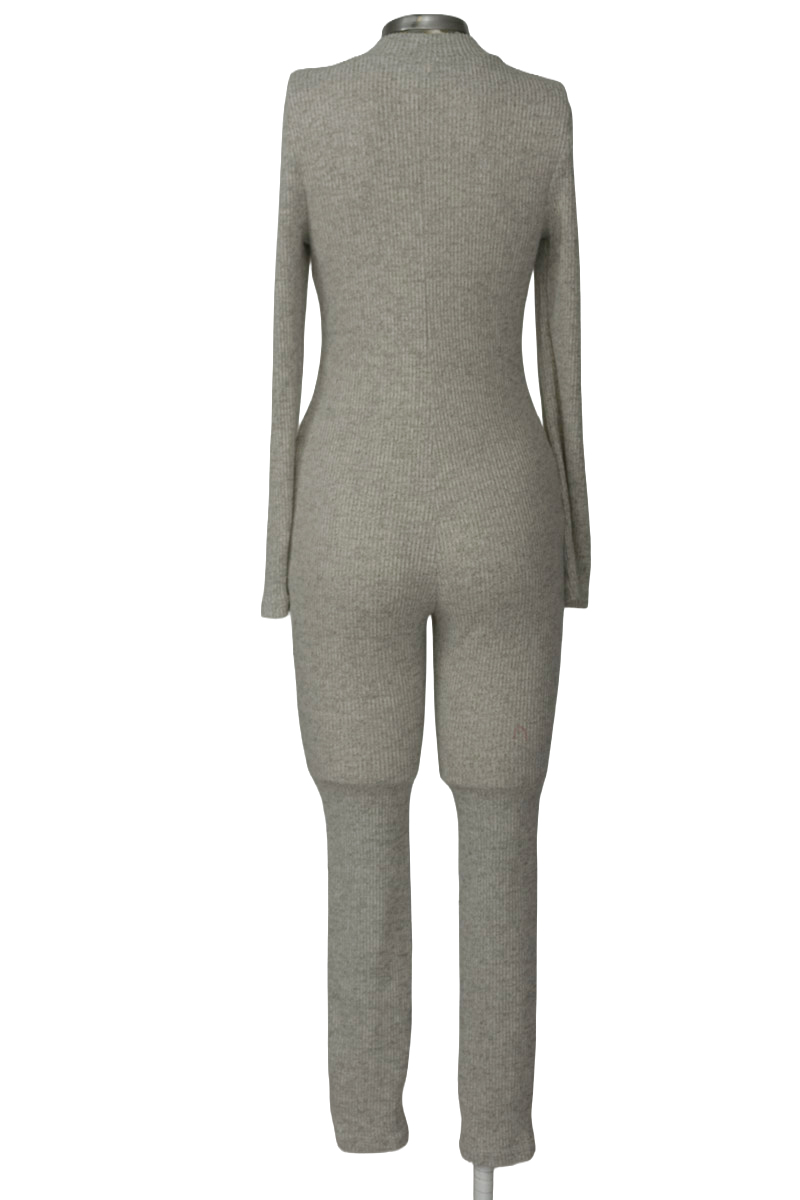 Vestido / Enterizo color Gris - Closeando