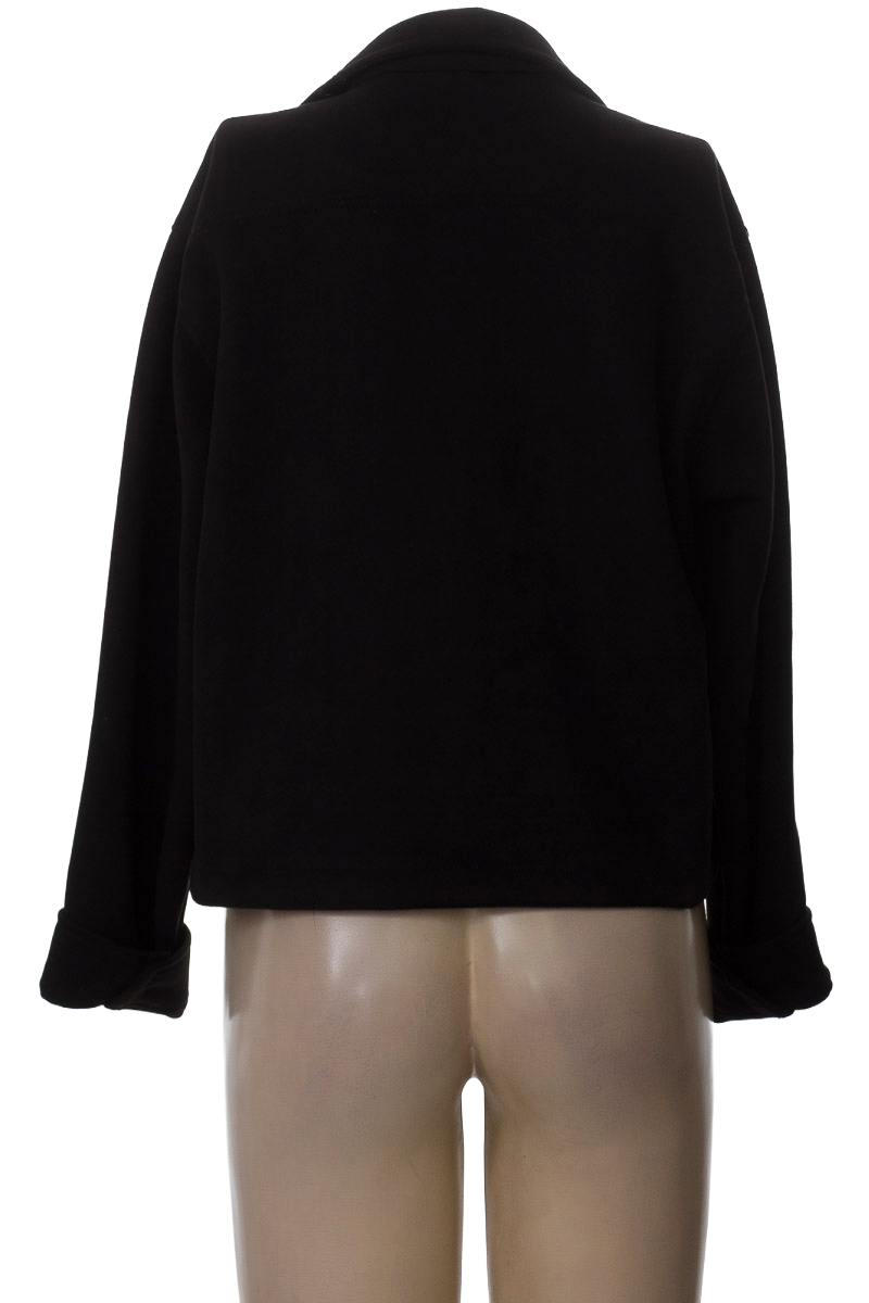 Chaqueta / Abrigo color Negro - Closeando
