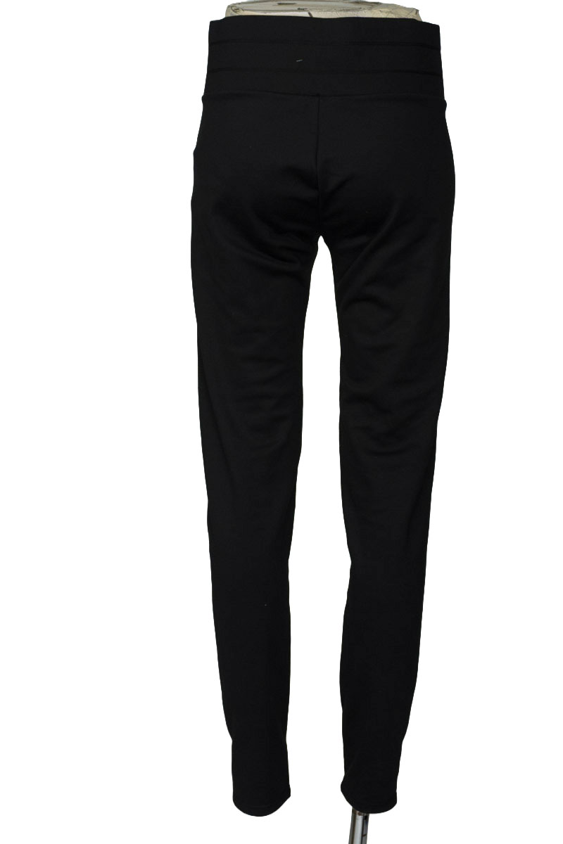 Pantalones color Negro - Icornio