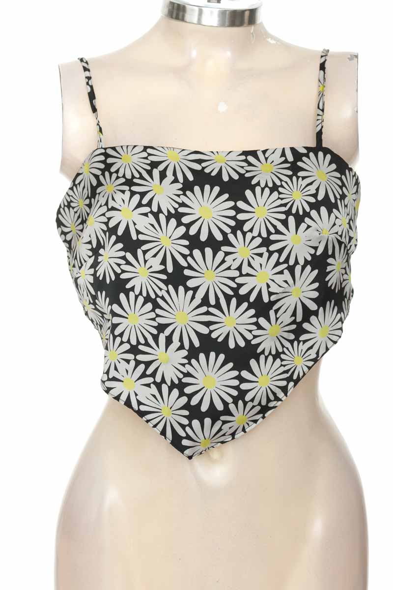 Top / Camiseta color Negro - Seven Seven
