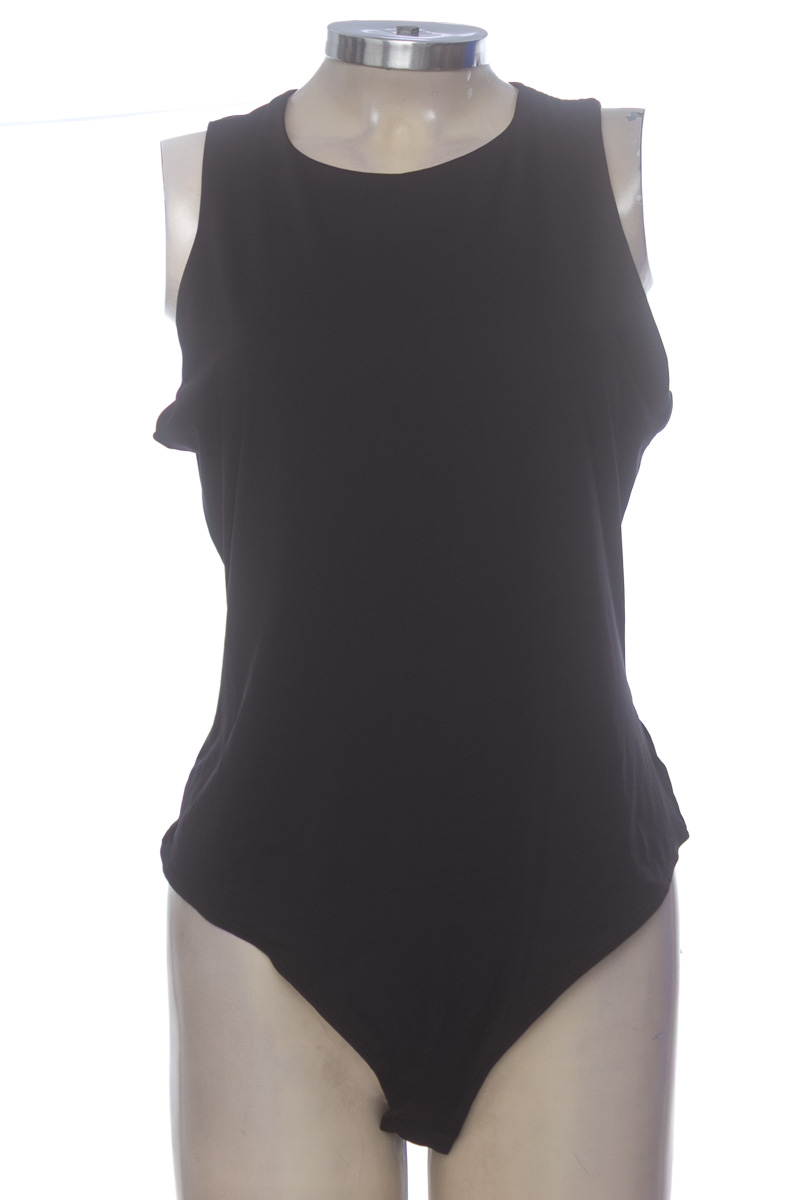 Top / Camiseta color Negro - H&M