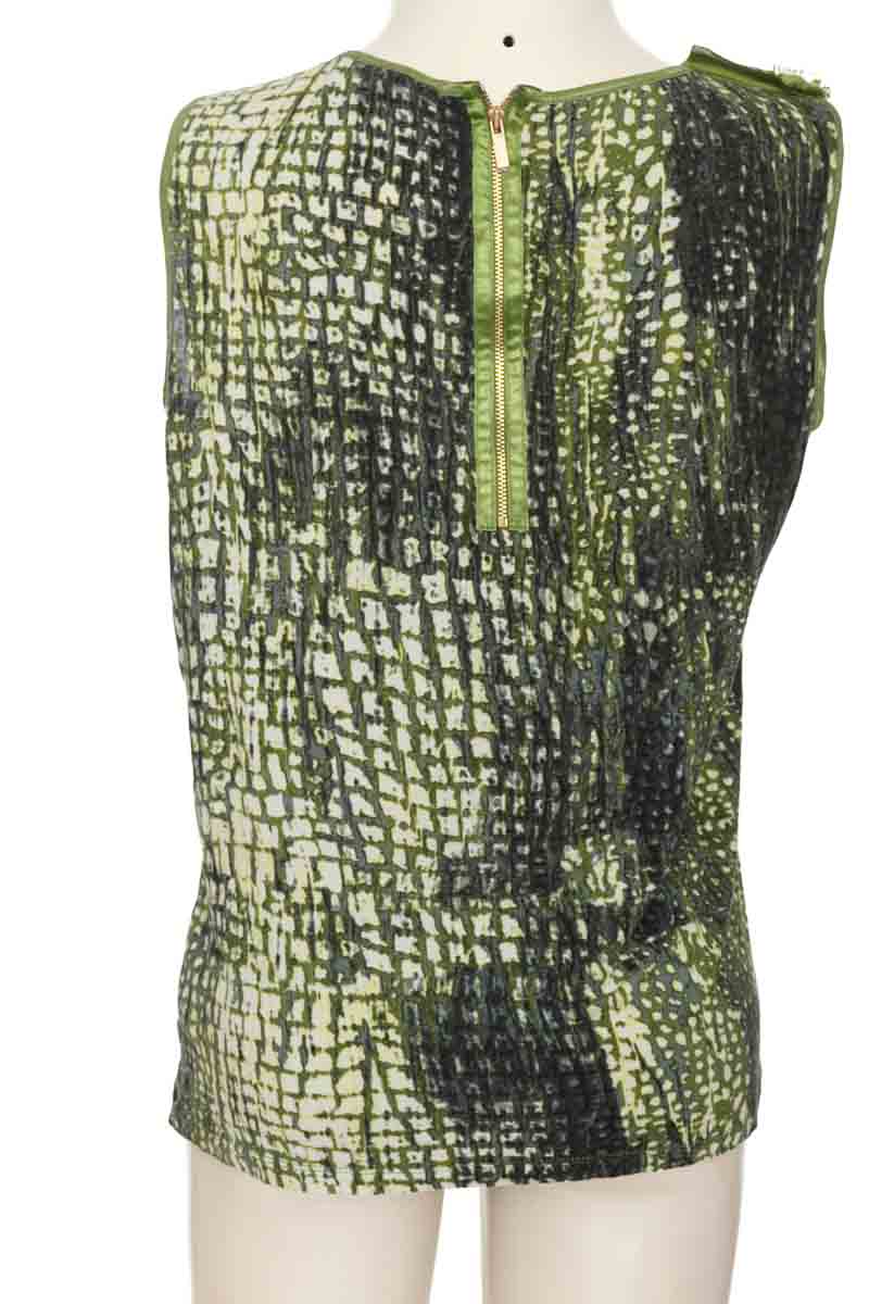 Top / Camiseta color Verde - Jones New York