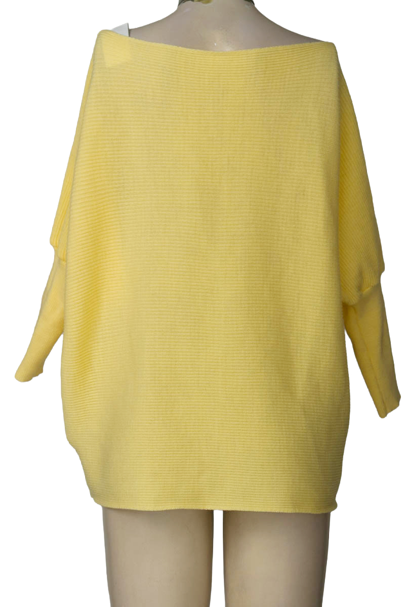 Sweater color Amarillo - Closeando