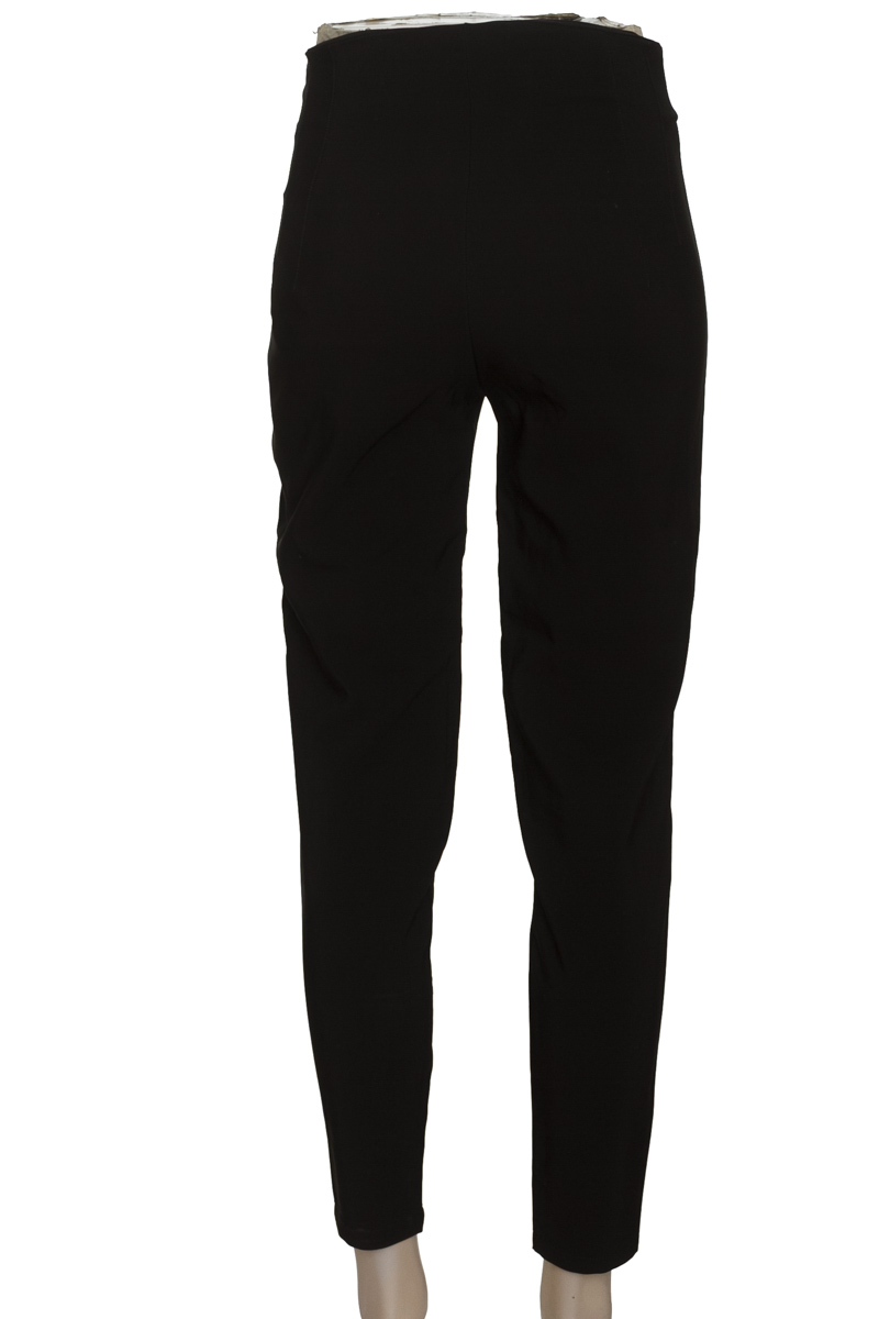 Pantalones color Negro - Closeando