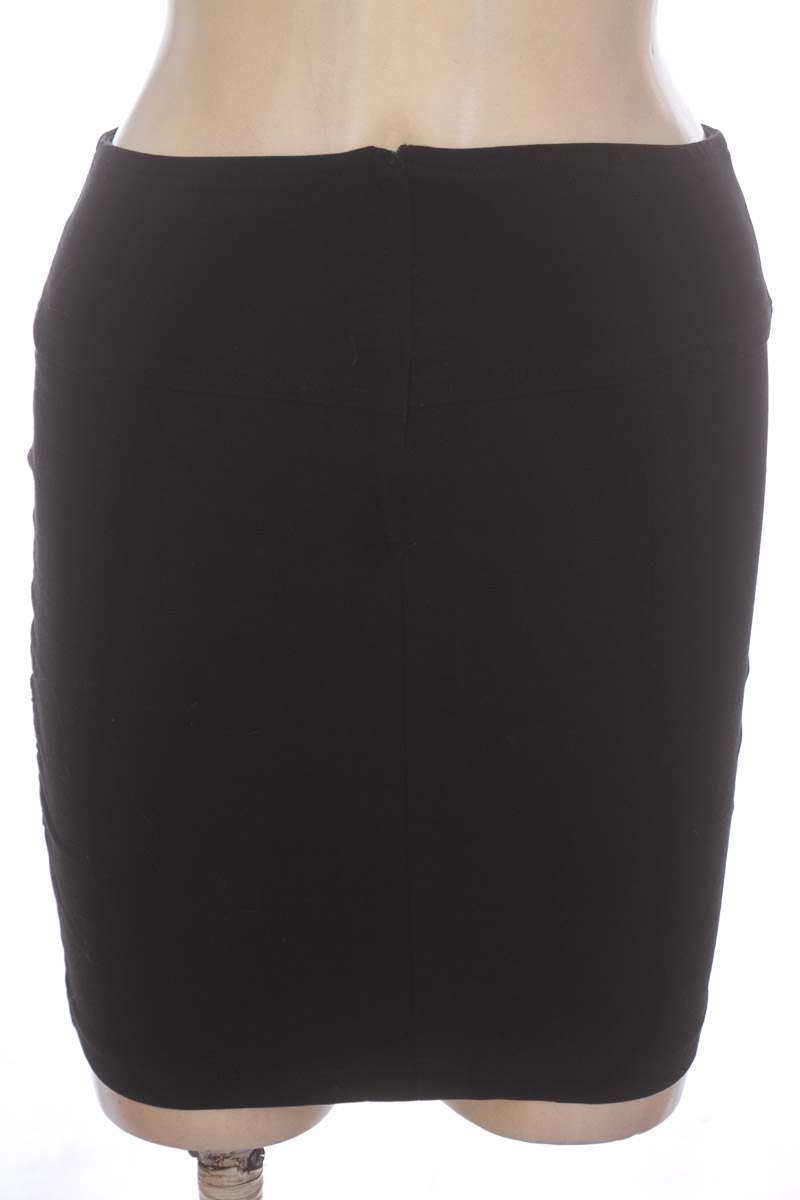 Falda color Negro - Closeando