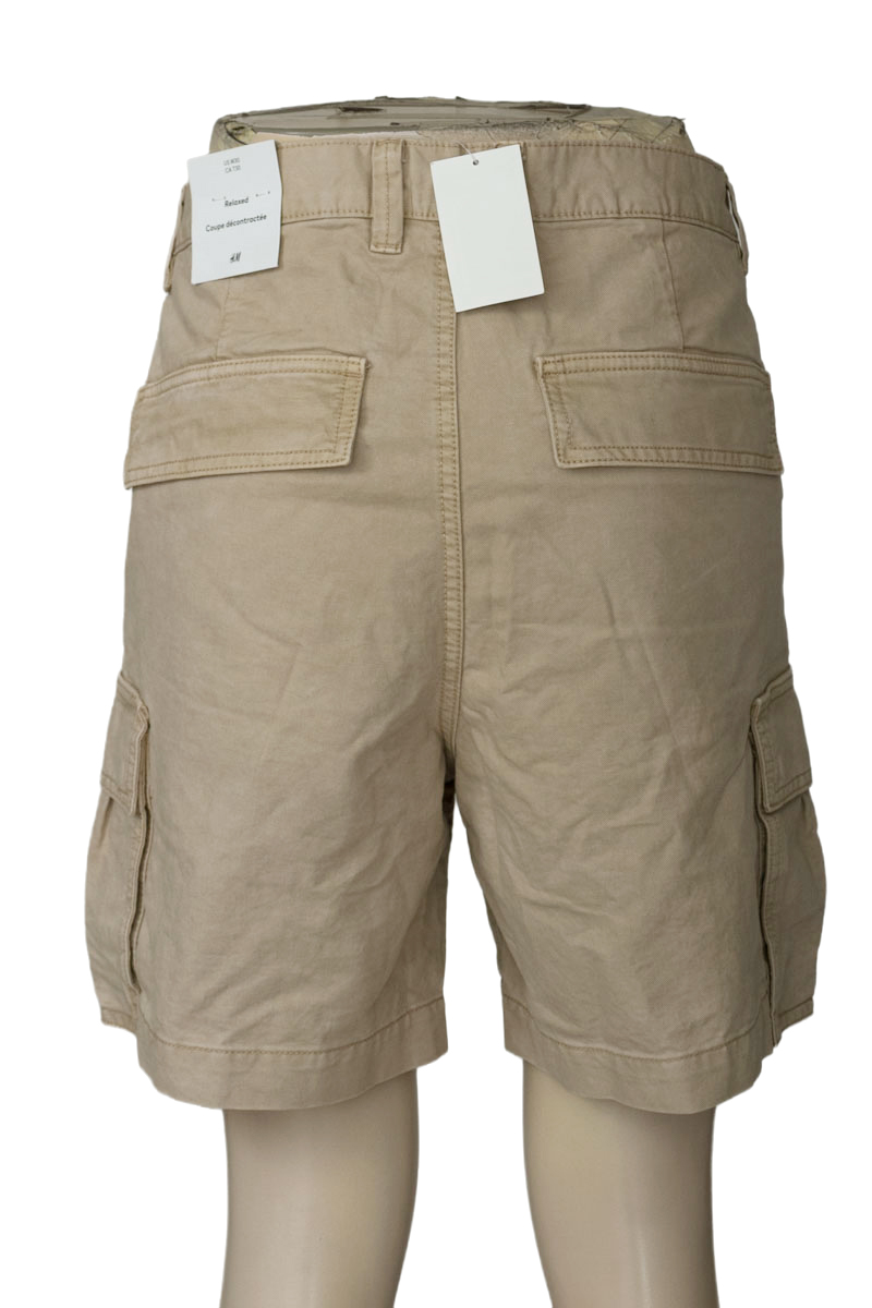 Bermuda - Pantaloneta color Beige - H&M
