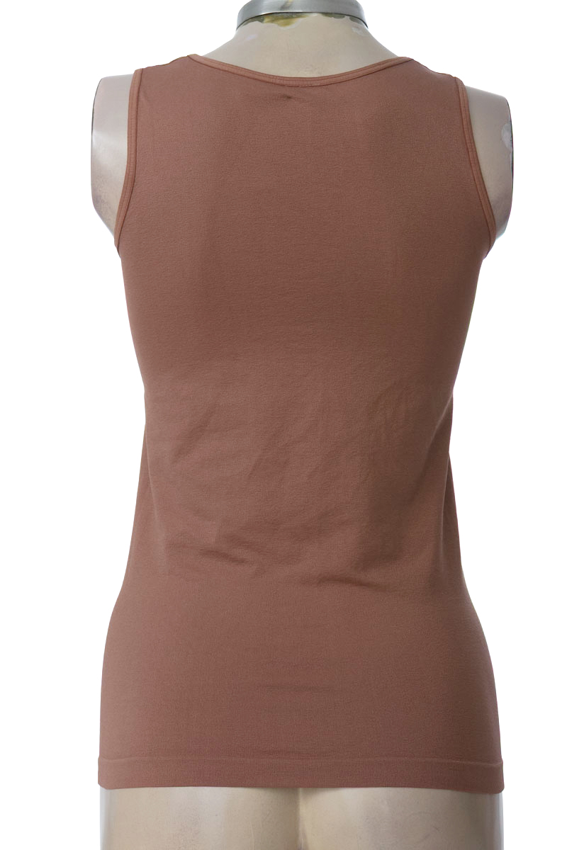 Top / Camiseta color Café - SAMSARA