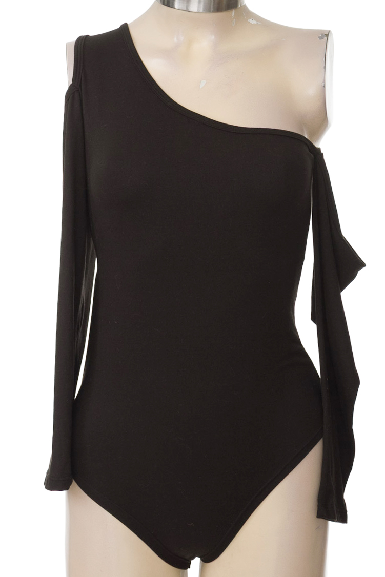 Top / Camiseta color Negro - Closeando