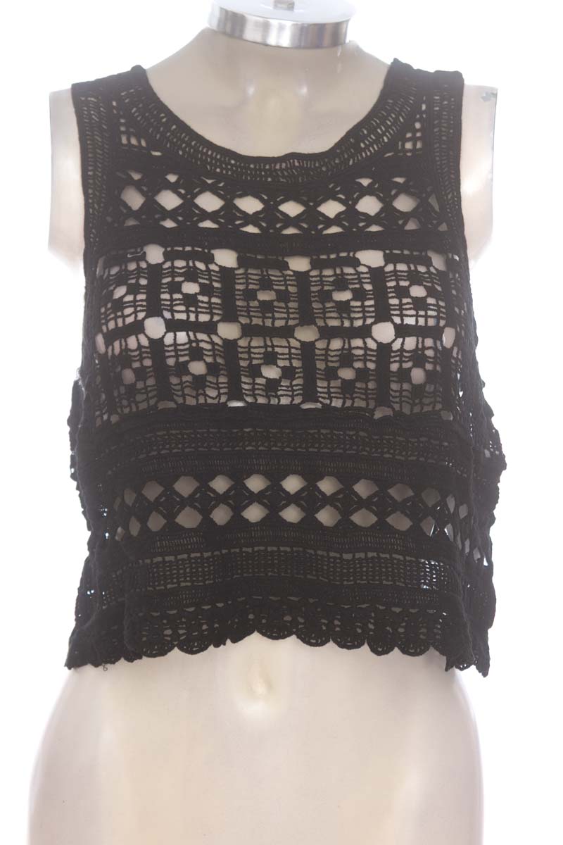 Top / Camiseta color Negro - Forever 21