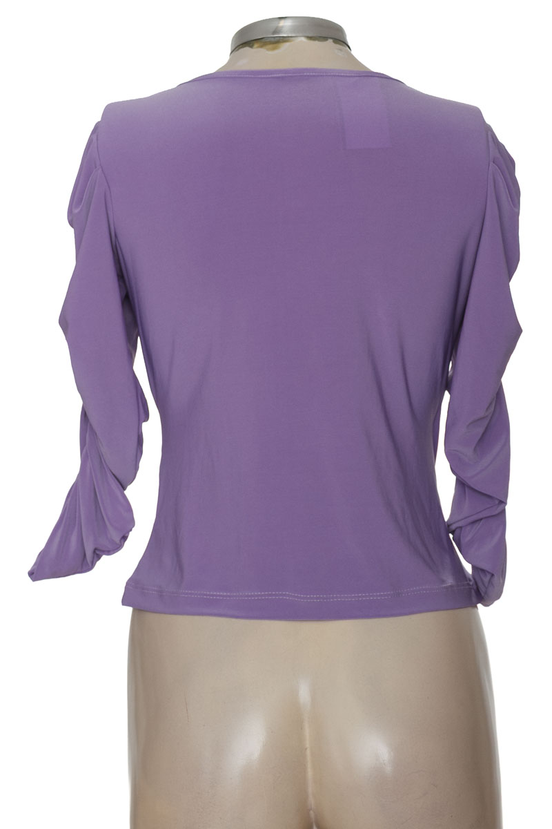 Top / Camiseta color Lila - Closeando