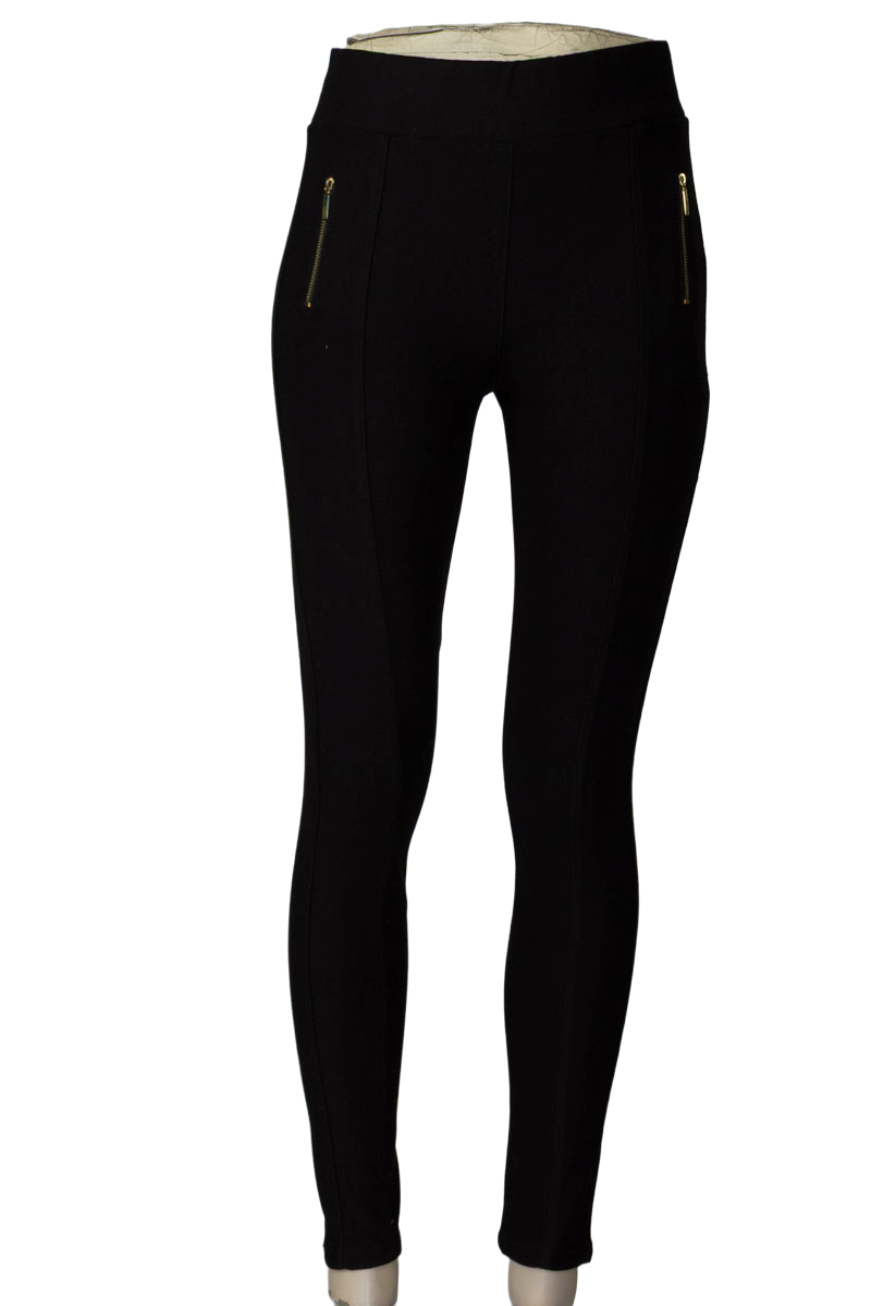 Pantalones color Negro - Closeando