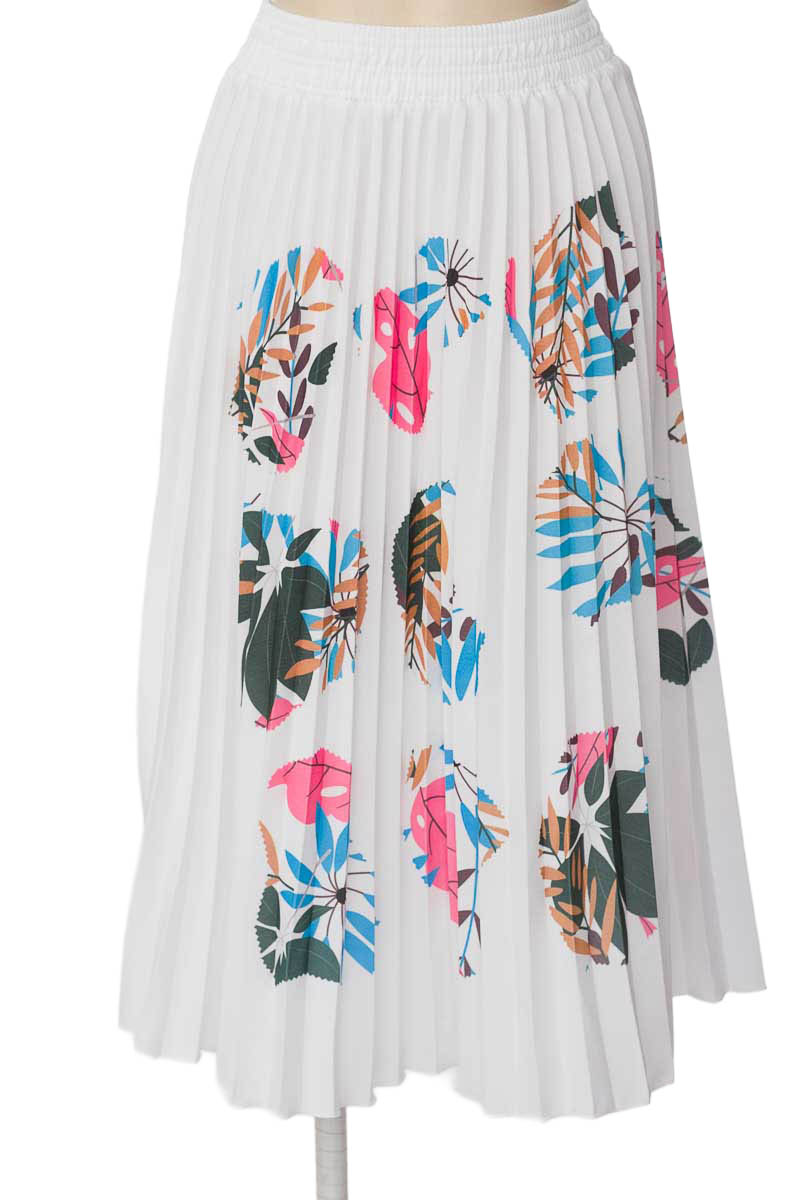 Falda color Blanco - Closeando