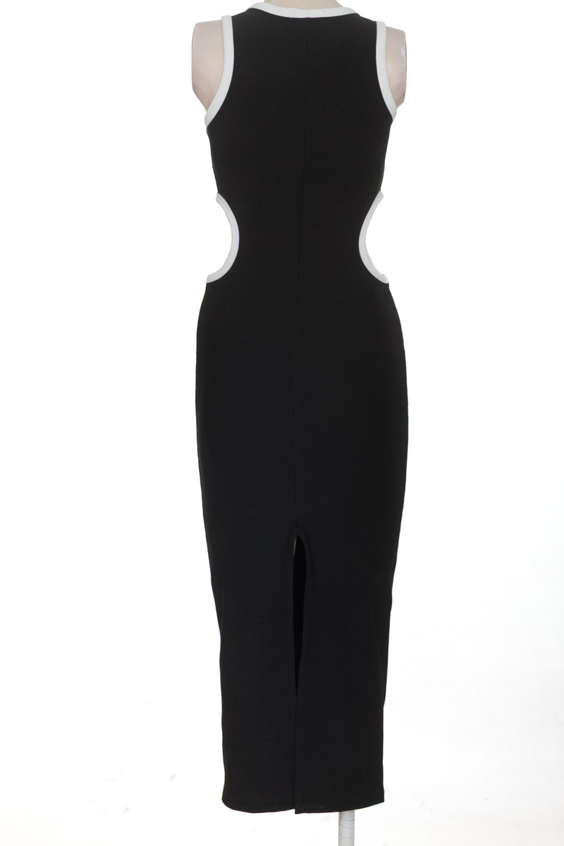Vestido / Enterizo color Negro - Moi