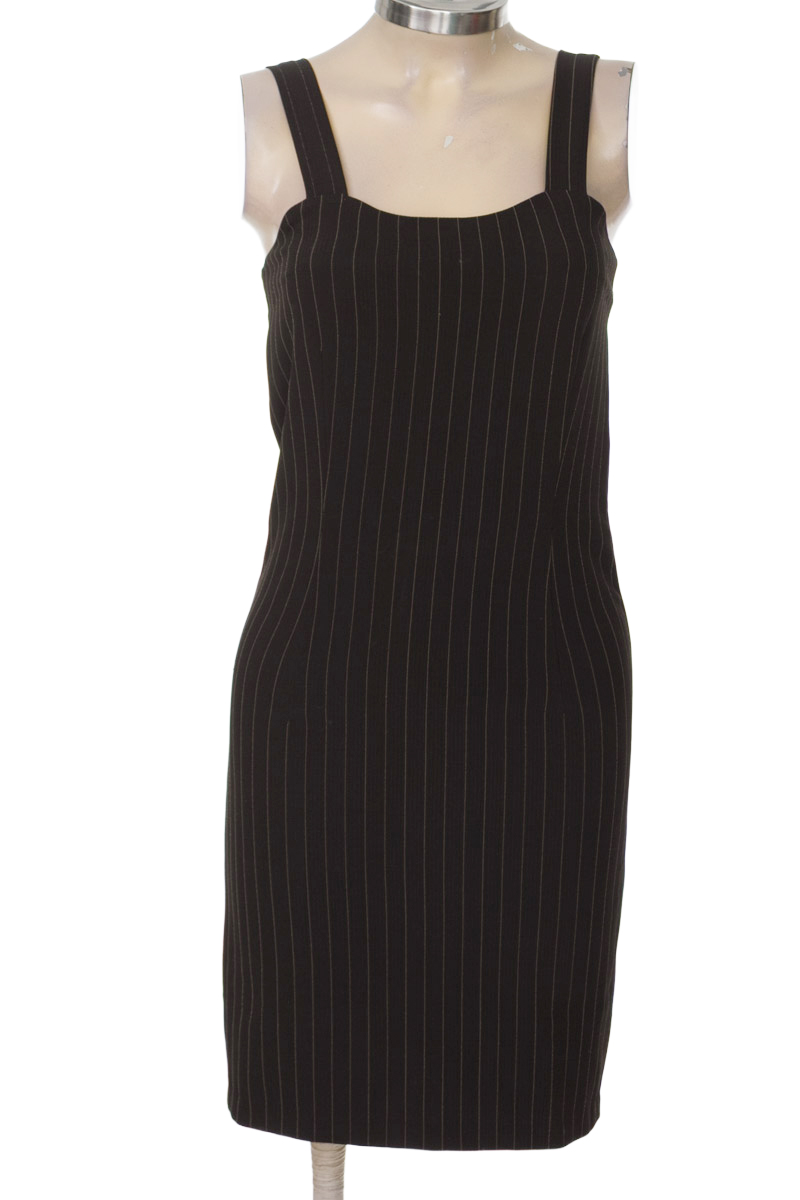 Vestido / Enterizo color Negro - Closeando