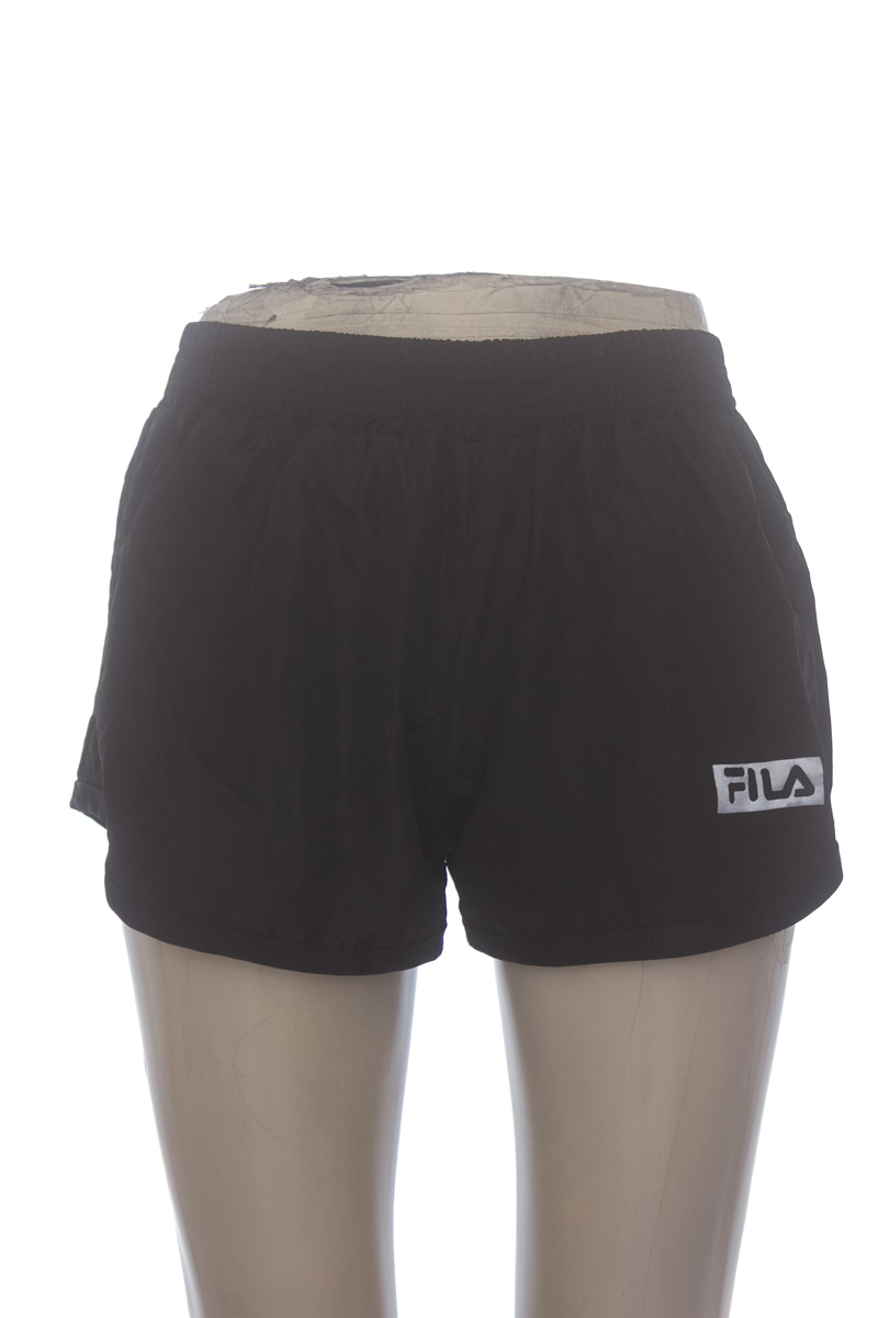 Ropa Deportiva / Salida de Baño color Negro - Closeando