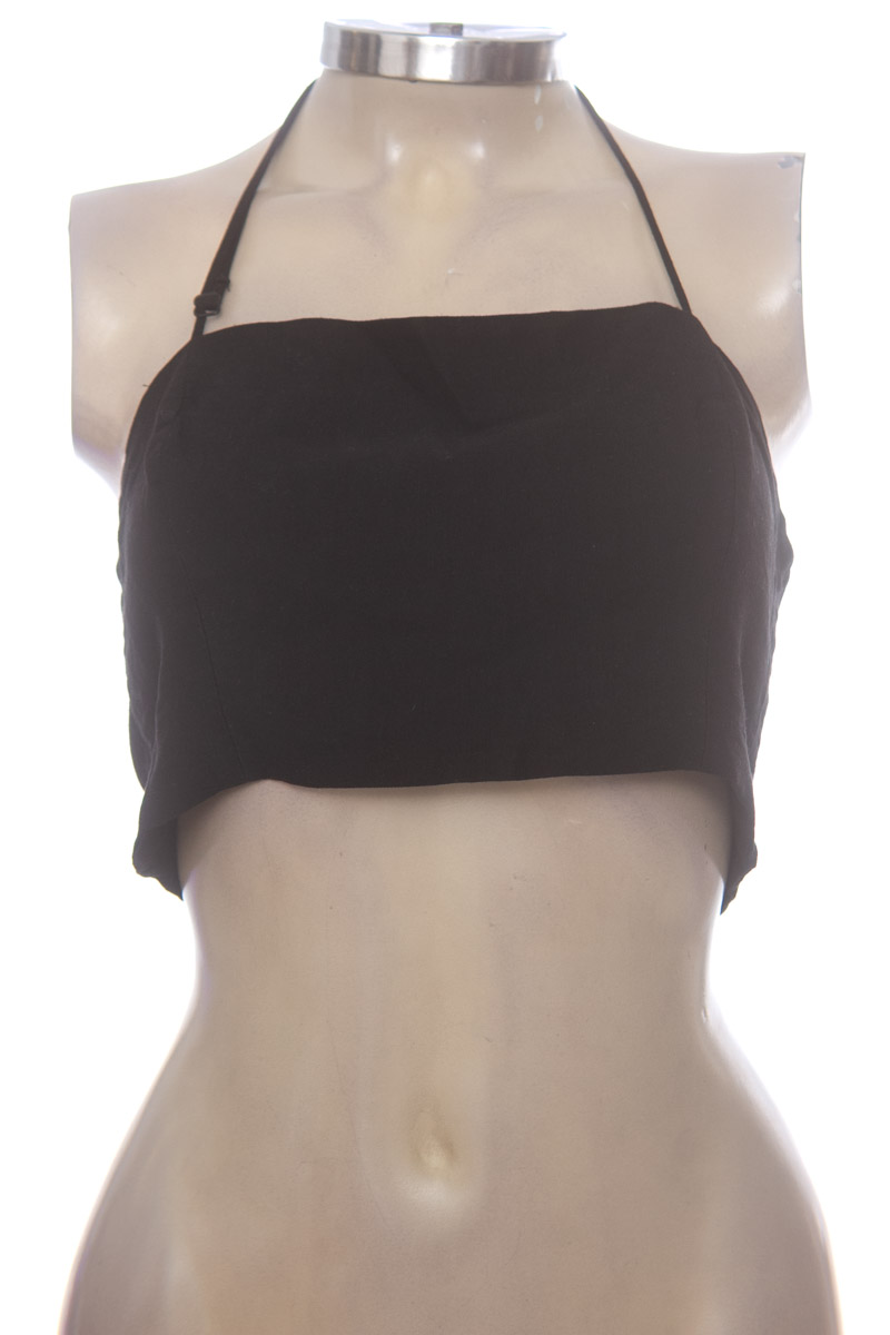 Top / Camiseta color Negro - Zara