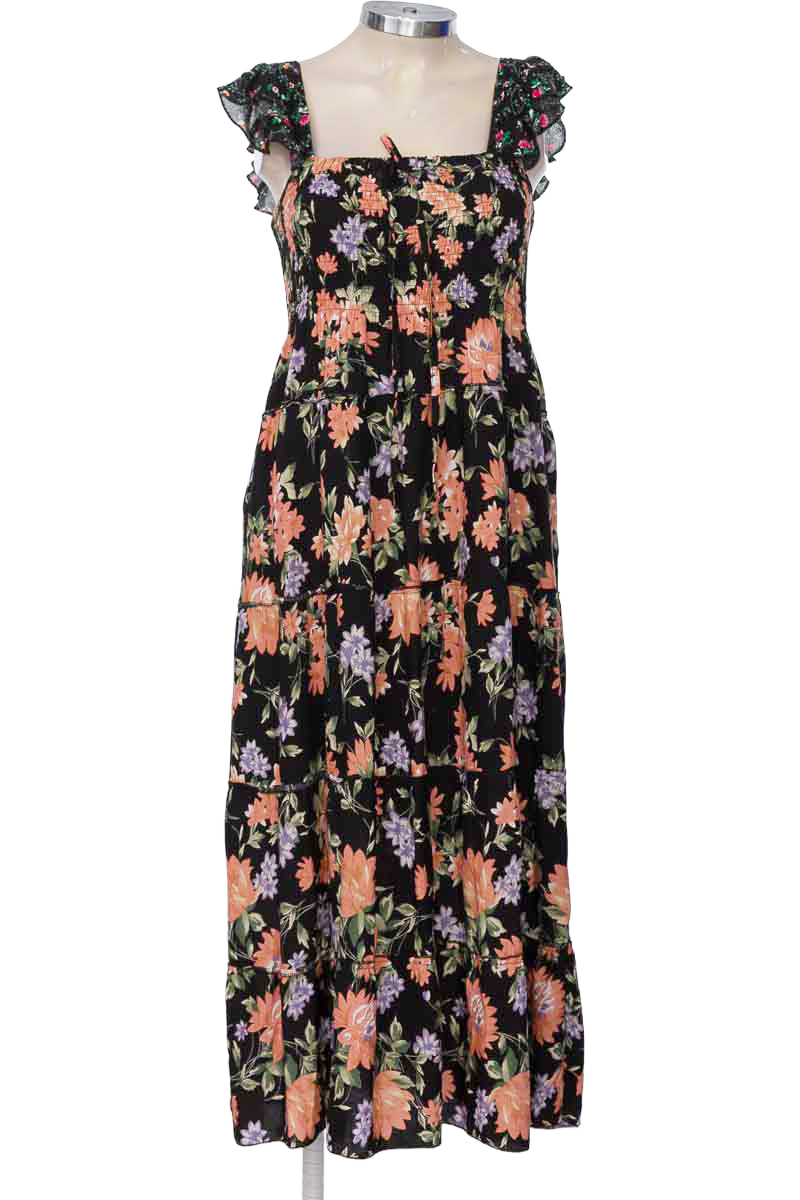 Vestido / Enterizo color Negro - Closeando