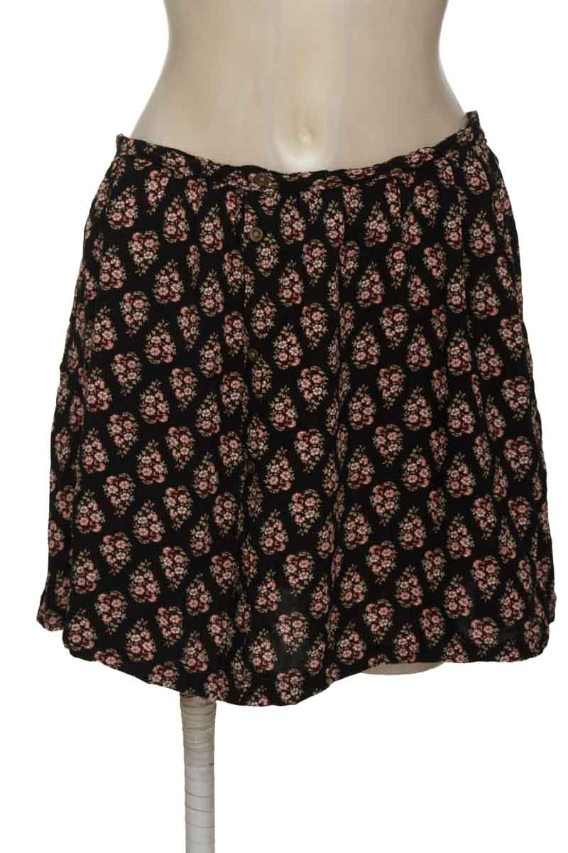 Falda color Negro - Stradivarius