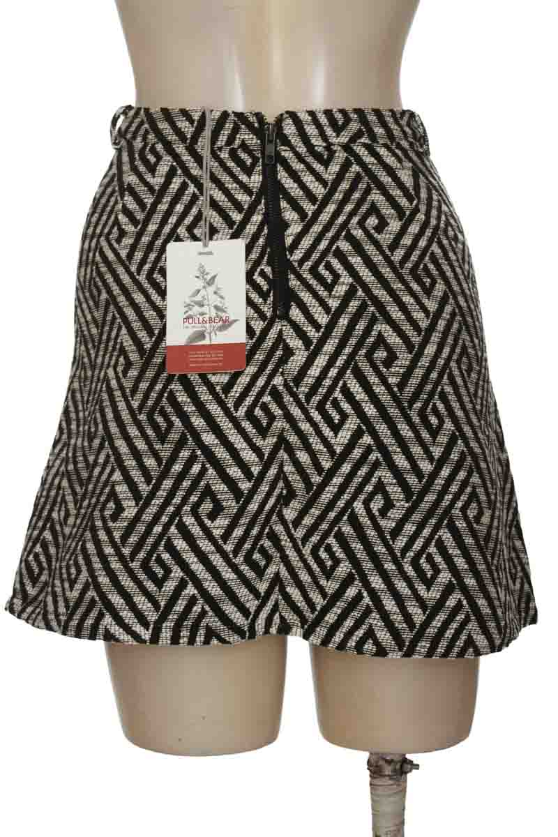Falda color Negro - Pull & Bear