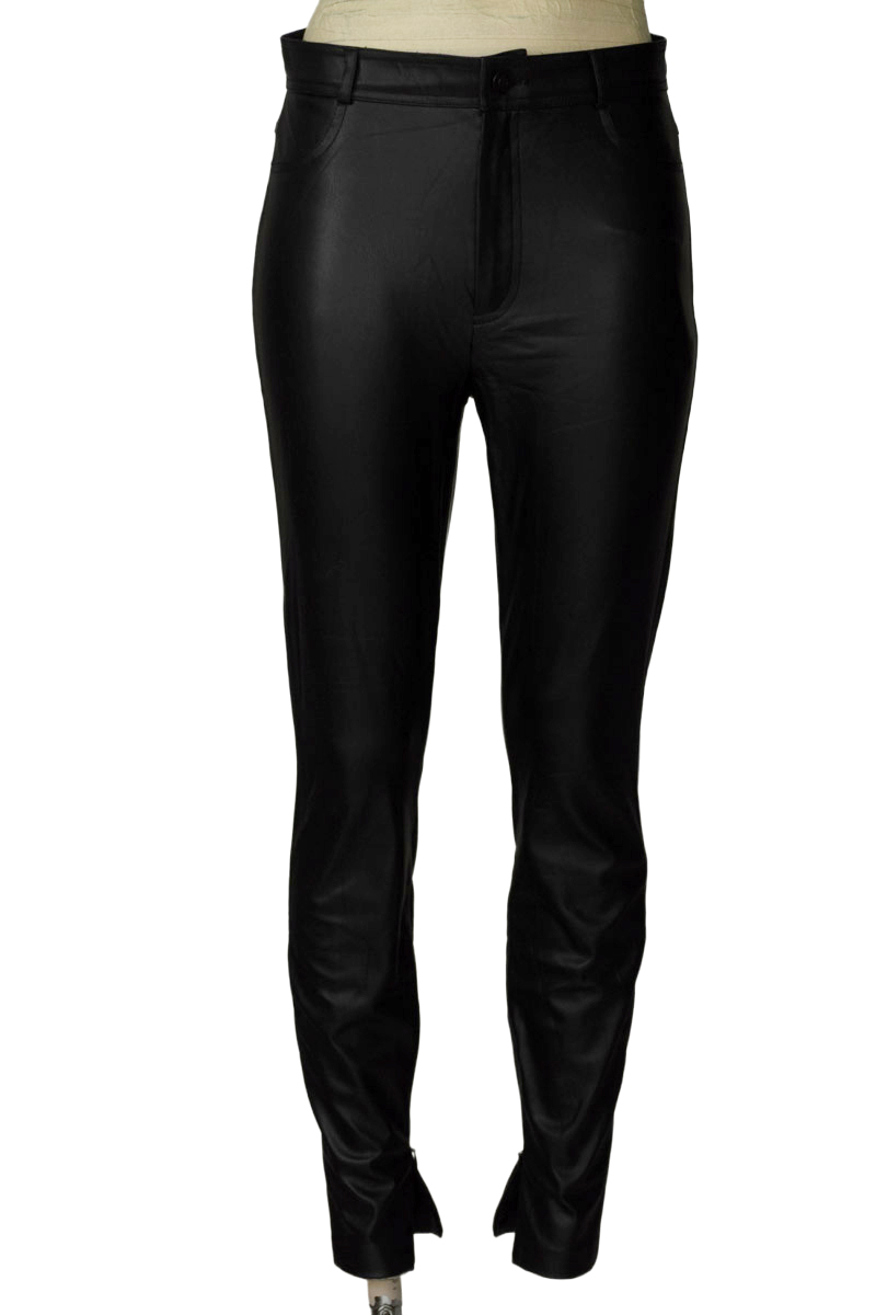 Pantalones color Negro - Zara