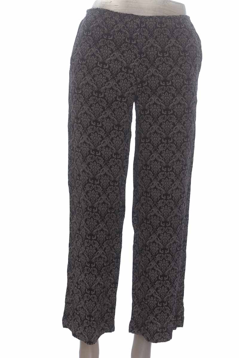 Pantalones color Negro - Closeando
