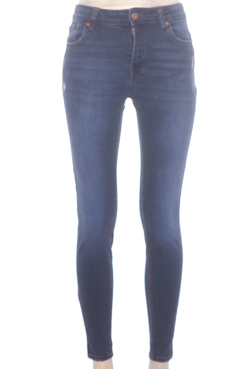 Pantalones color Azul - Bershka