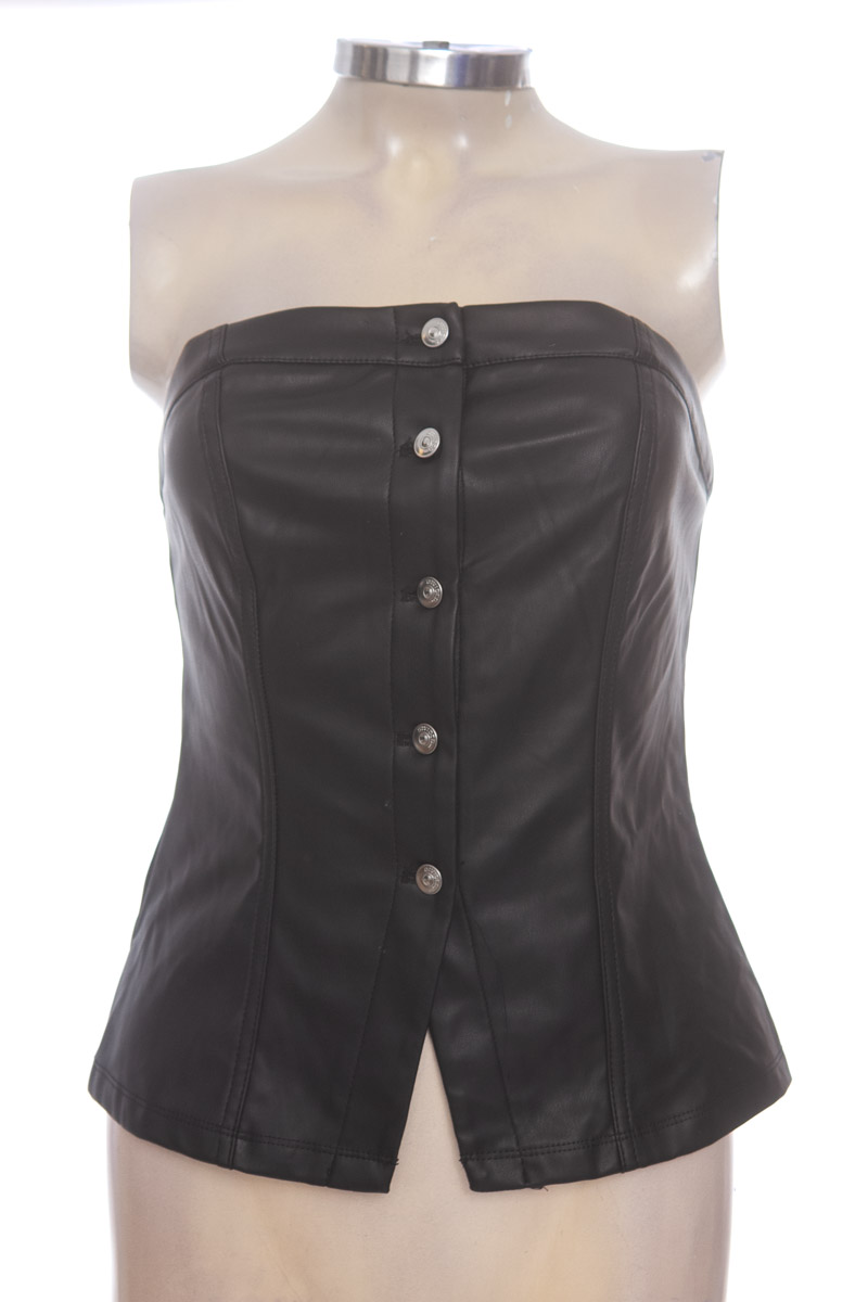 Top / Camiseta color Negro - Divided by H&M