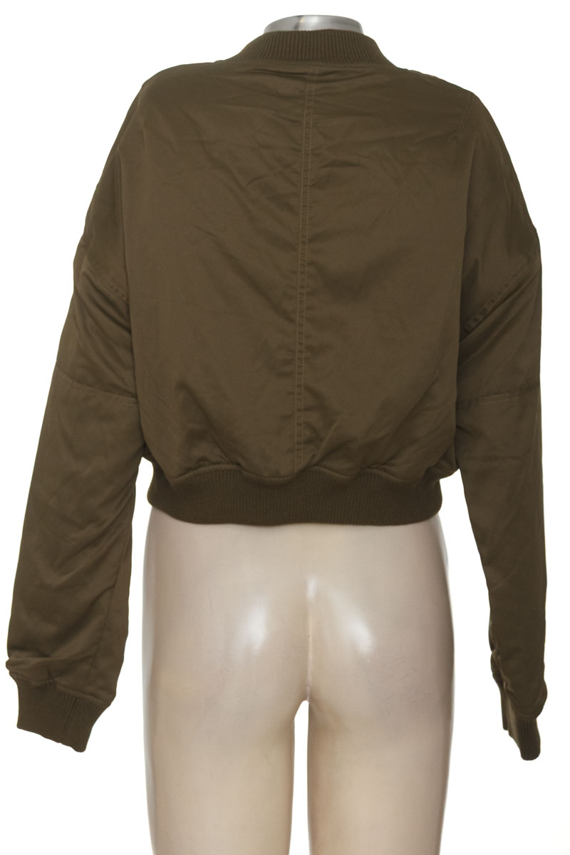 Chaqueta / Abrigo color Verde - Seven Seven