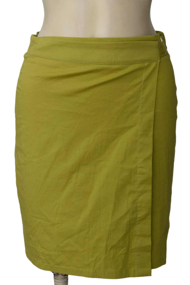 Falda color Verde - Closeando