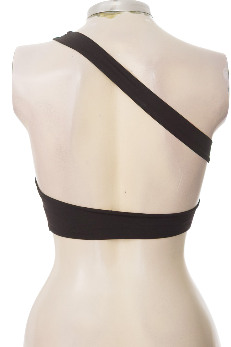 Top / Camiseta color Negro - Urban