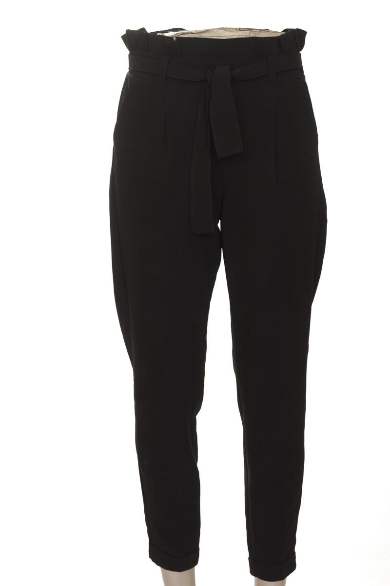 Pantalones color Negro - Closeando