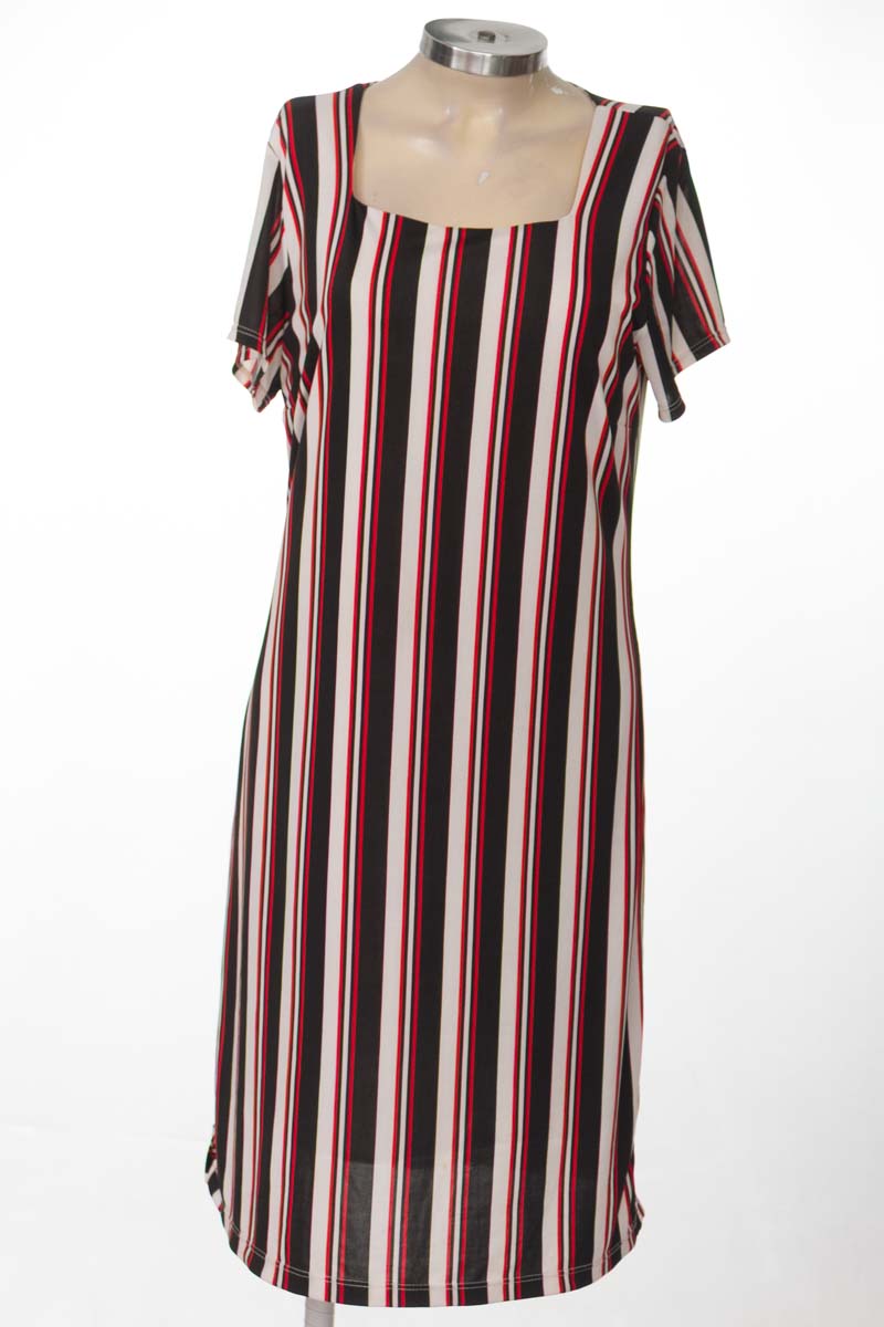 Vestido / Enterizo color Negro - Plica