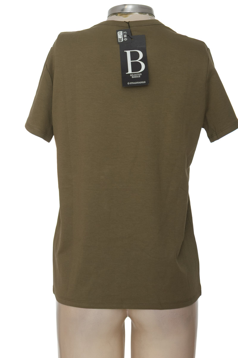 Top / Camiseta color Verde - Stradivarius