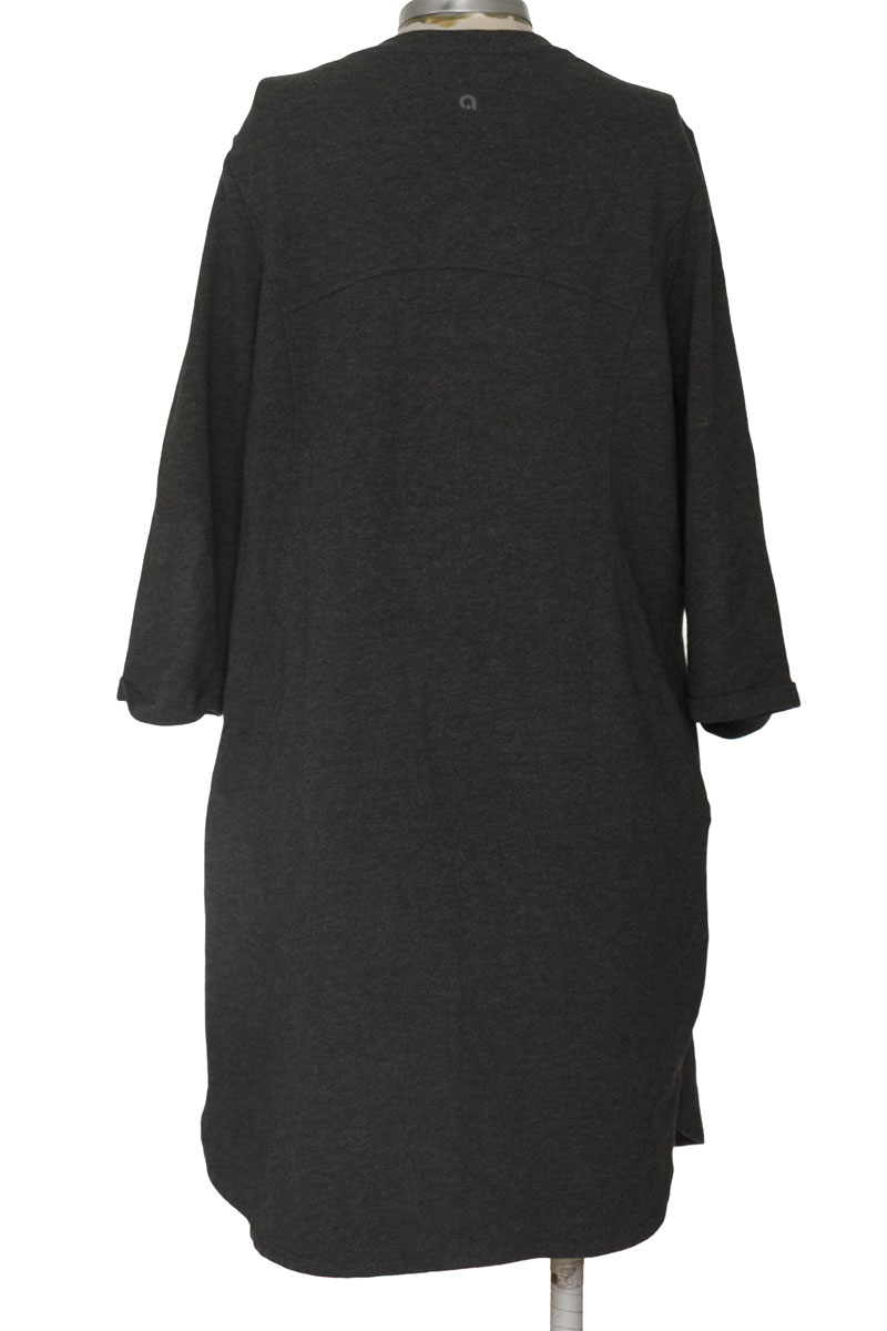 Vestido / Enterizo color Gris - Closeando