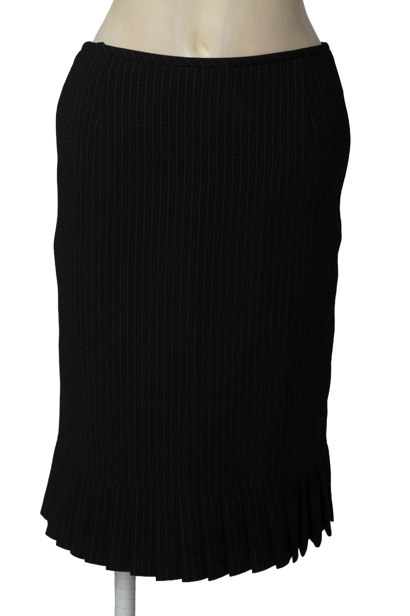 Falda color Negro - Closeando