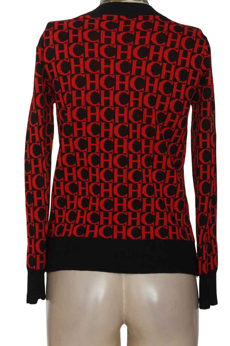 Sweater color Rojo - Closeando