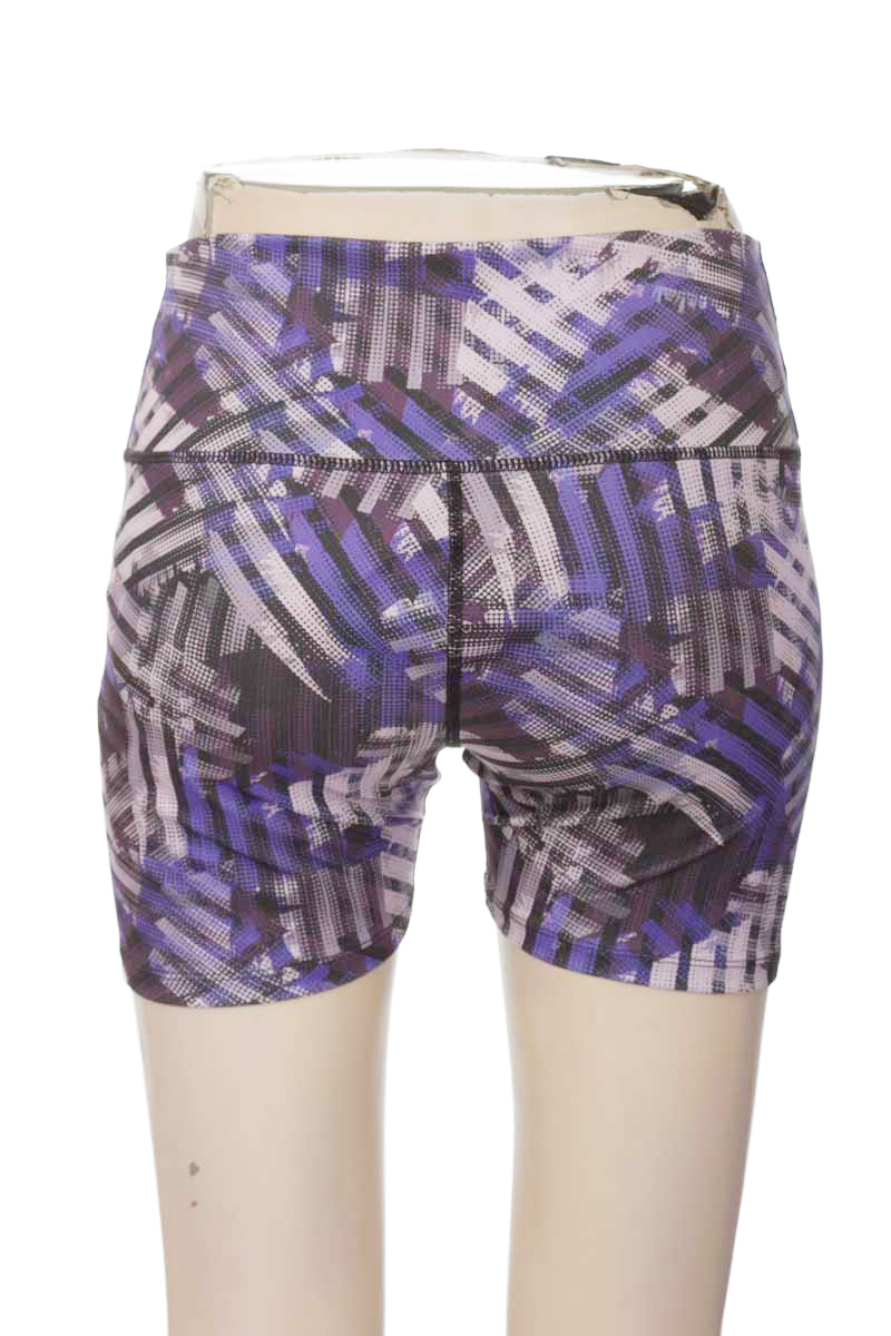 Ropa Deportiva / Salida de Baño color Morado - Closeando