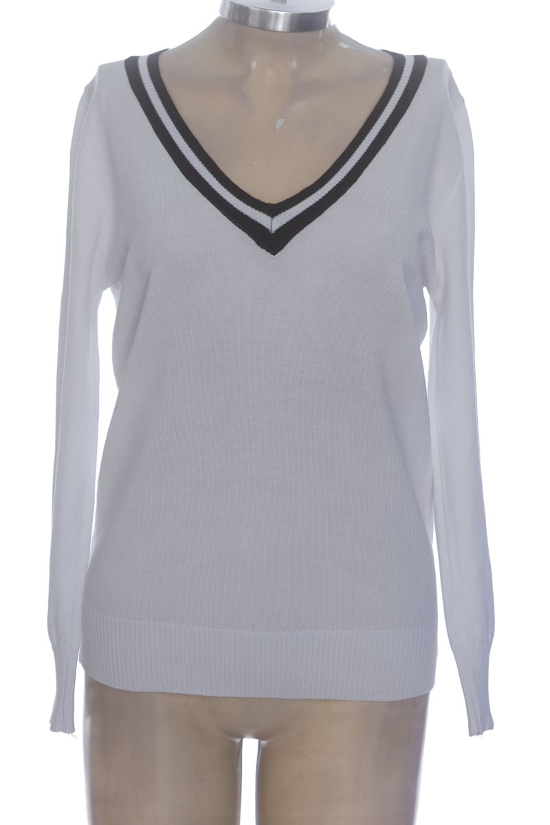 Sweater color Blanco - Closeando