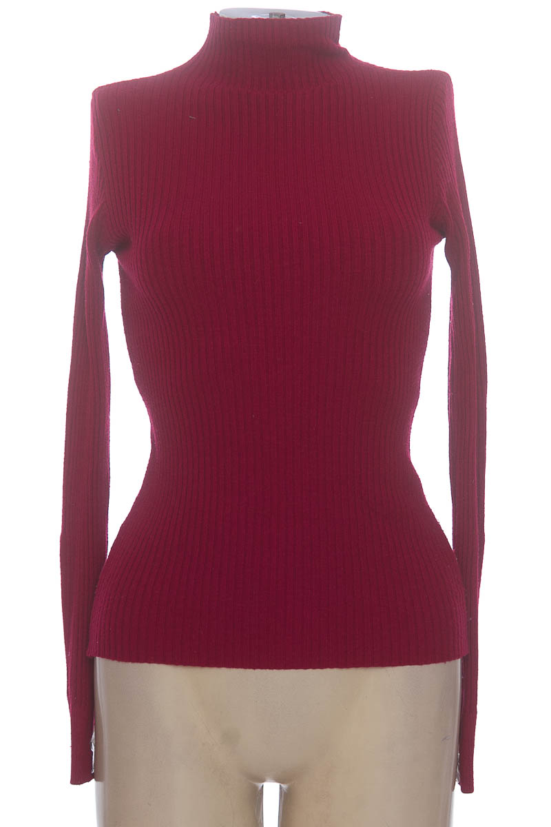 Sweater color Rojo - Closeando