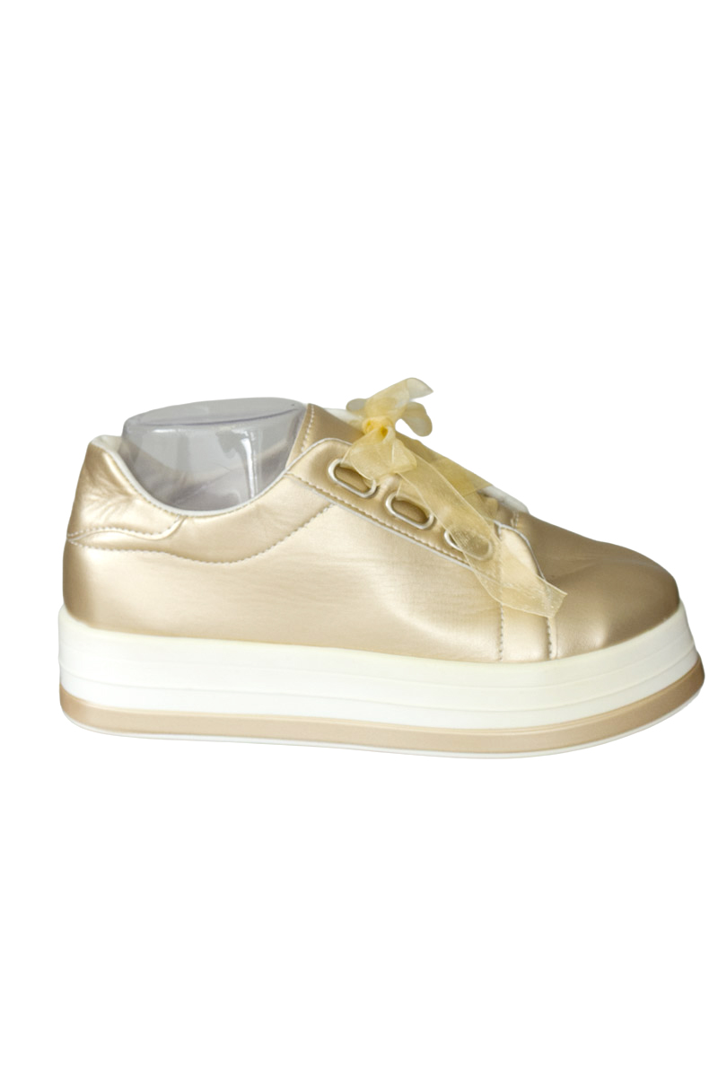 Zapatos color Dorado - Closeando